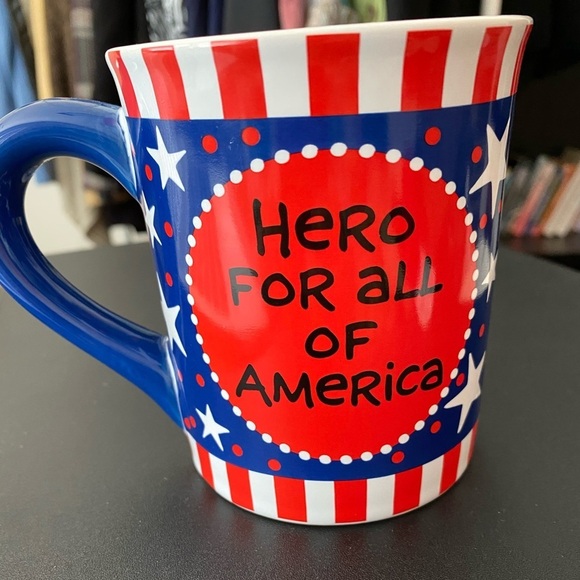 All American Hero Coffee Cup - Picture 3 of 5